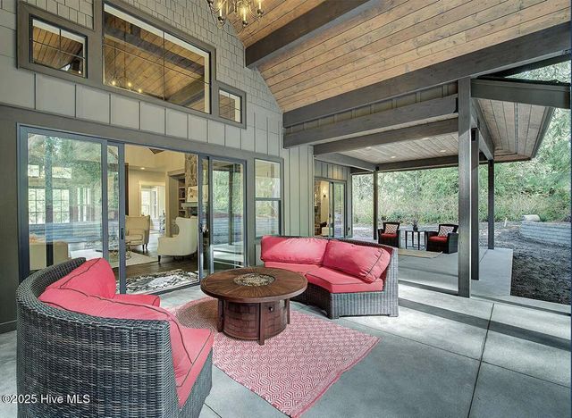 1 Kenwood Court, Pinehurst, NC 28374