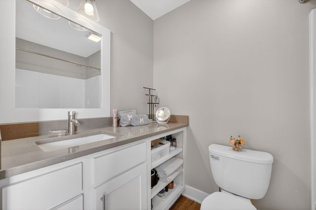 815 NE Elk Run Drive, Waukee, IA 50263
