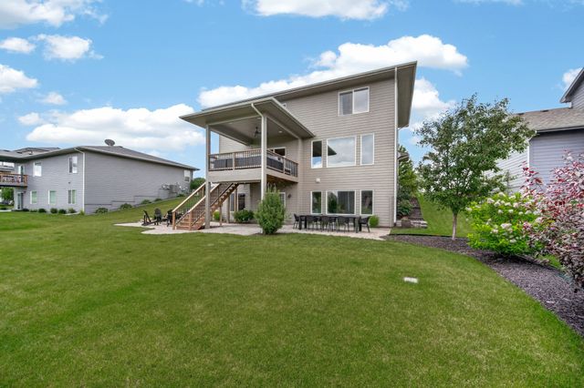 815 NE Elk Run Drive, Waukee, IA 50263