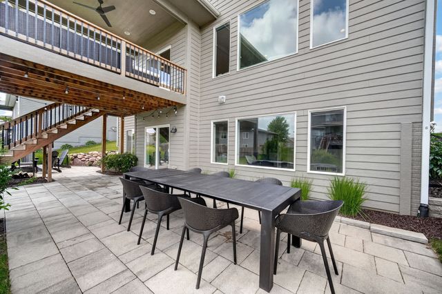 815 NE Elk Run Drive, Waukee, IA 50263
