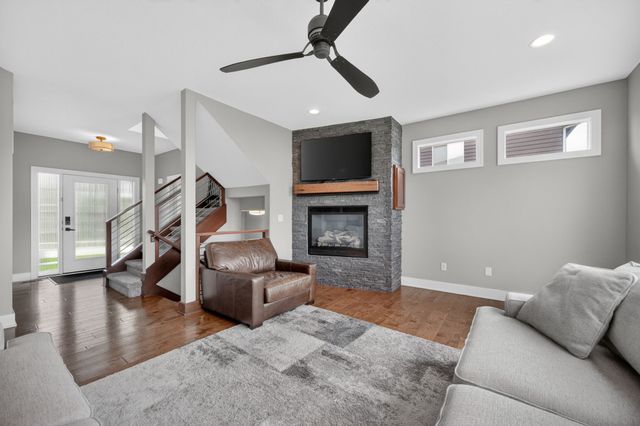 815 NE Elk Run Drive, Waukee, IA 50263