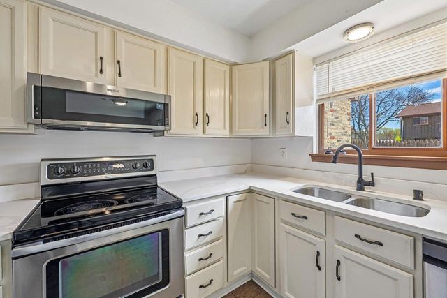9907 Beloit ROAD, Milwaukee, WI 53227