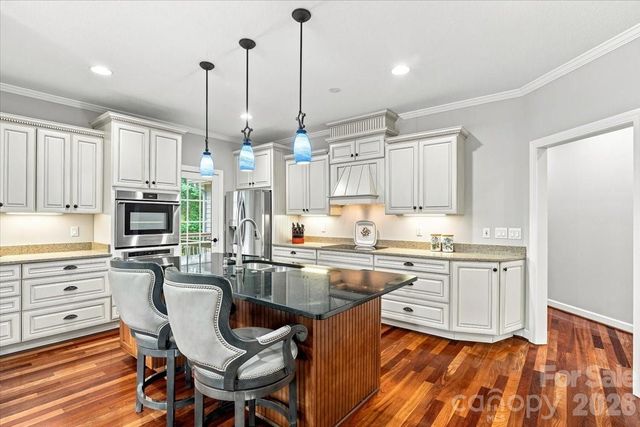 82 Wood Owl Court, Hendersonville, NC 28791