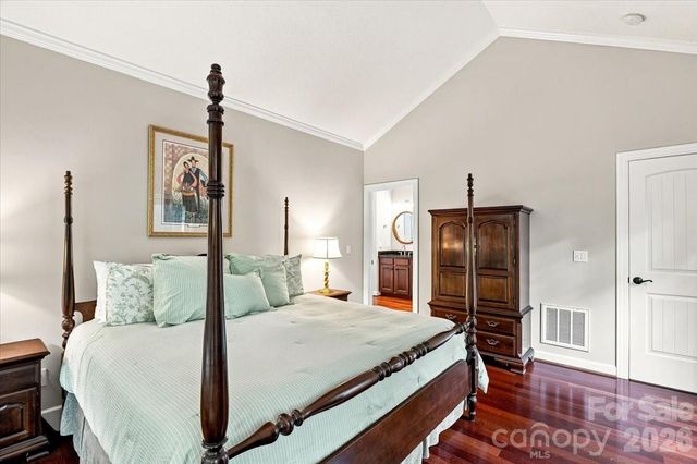 82 Wood Owl Court, Hendersonville, NC 28791