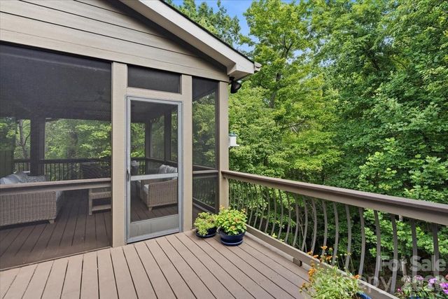 82 Wood Owl Court, Hendersonville, NC 28791