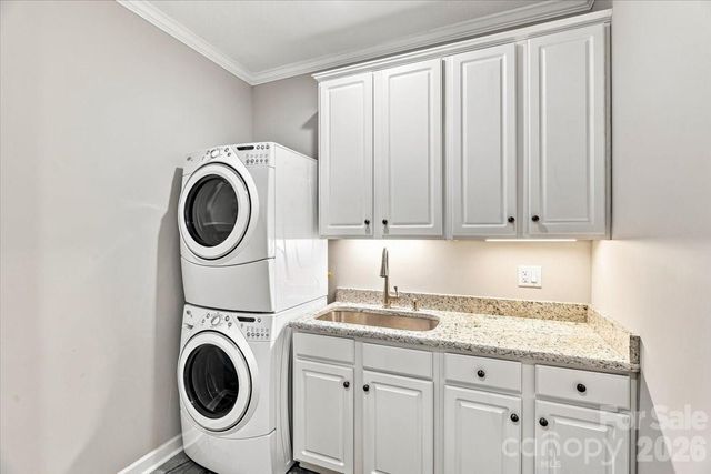 82 Wood Owl Court, Hendersonville, NC 28791