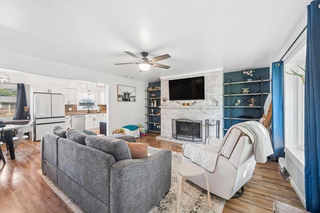 2940 Lake Vista COURT, Racine, WI 53402