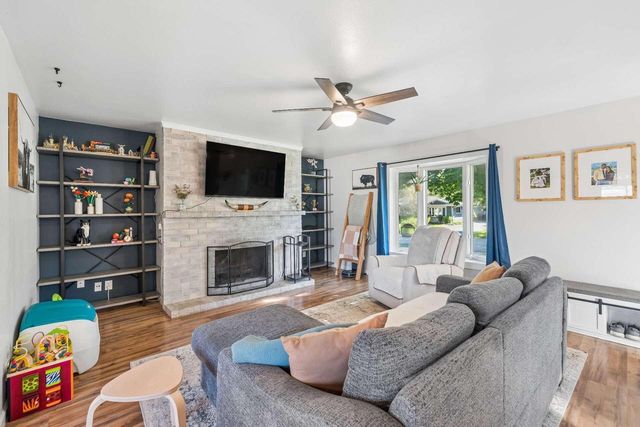 2940 Lake Vista COURT, Racine, WI 53402