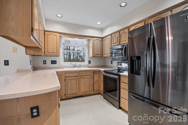 1618 Brookside Camp Road, Hendersonville, NC 28792