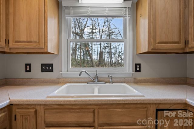 1618 Brookside Camp Road, Hendersonville, NC 28792