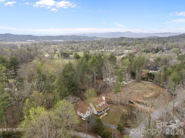 1618 Brookside Camp Road, Hendersonville, NC 28792