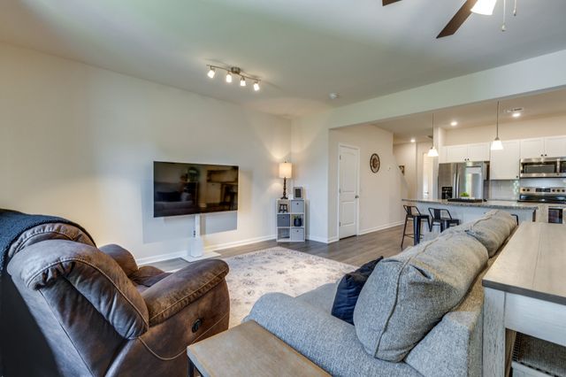 2635 Sherman Way, Columbia, TN 38401