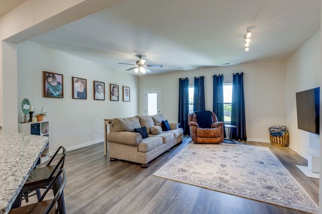 2635 Sherman Way, Columbia, TN 38401
