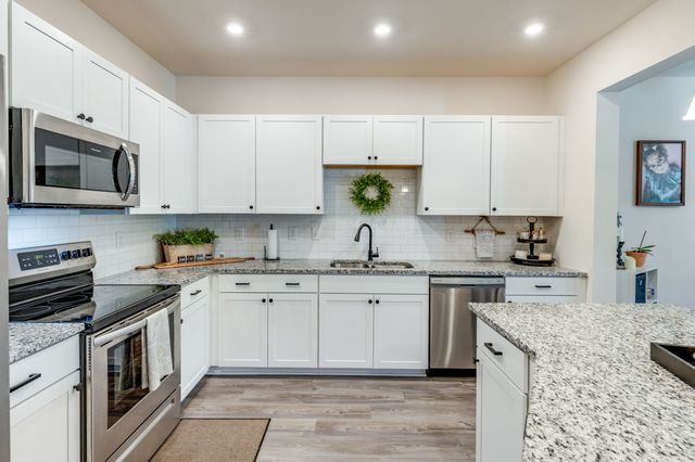 2635 Sherman Way, Columbia, TN 38401