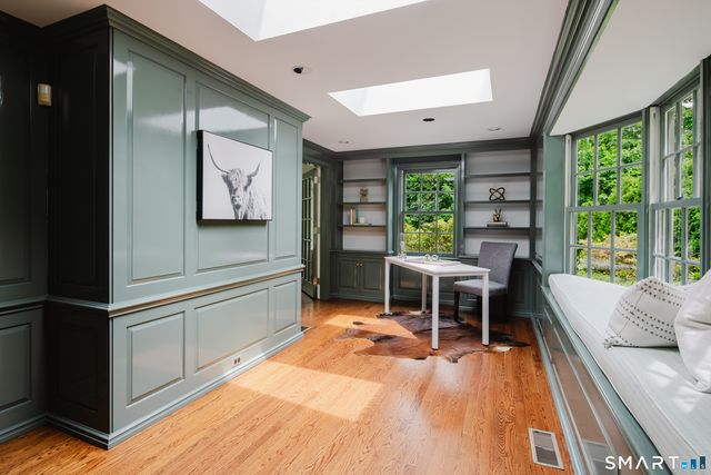 3 Holmewood Lane, New Canaan, CT 06840