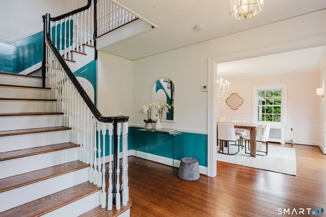 3 Holmewood Lane, New Canaan, CT 06840