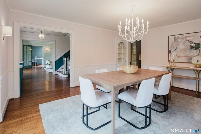 3 Holmewood Lane, New Canaan, CT 06840