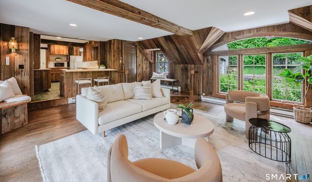 3 Holmewood Lane, New Canaan, CT 06840