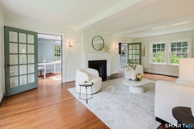 3 Holmewood Lane, New Canaan, CT 06840