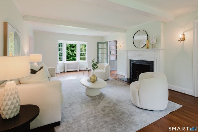 3 Holmewood Lane, New Canaan, CT 06840