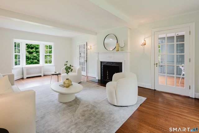3 Holmewood Lane, New Canaan, CT 06840