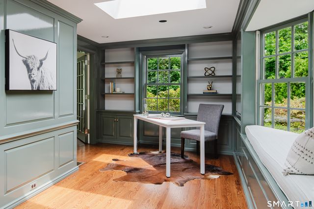 3 Holmewood Lane, New Canaan, CT 06840