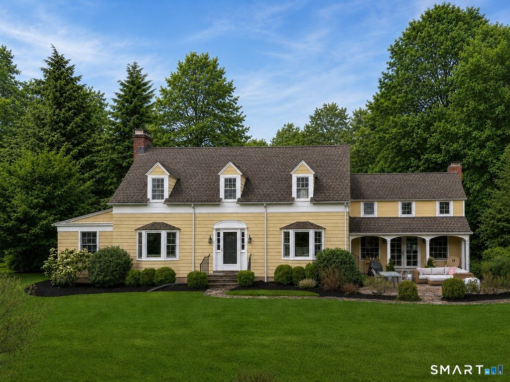3 Holmewood Lane, New Canaan, CT 06840