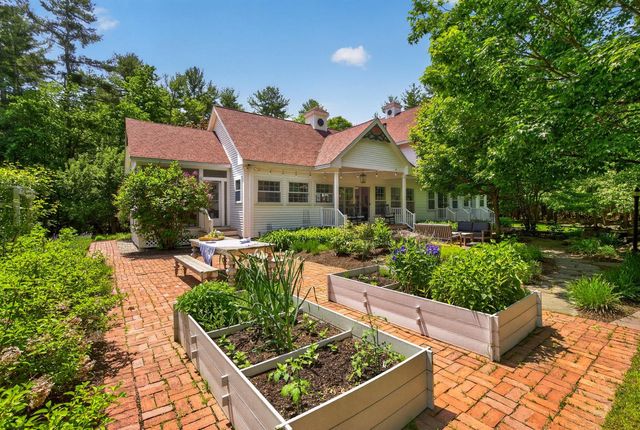402 Bay Road, Durham, NH 03824
