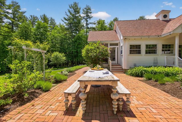 402 Bay Road, Durham, NH 03824