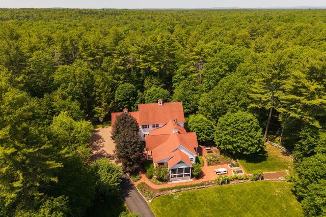 402 Bay Road, Durham, NH 03824