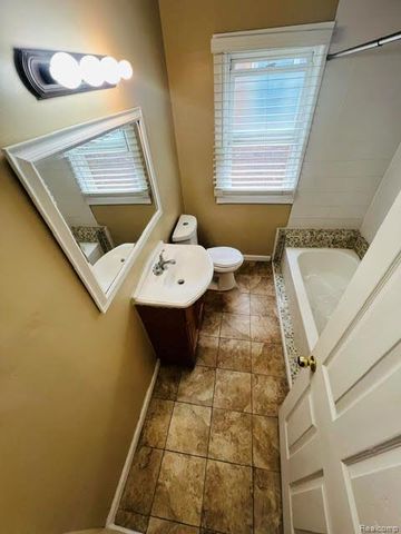 3260 Pasadena Street, Detroit, MI 48238