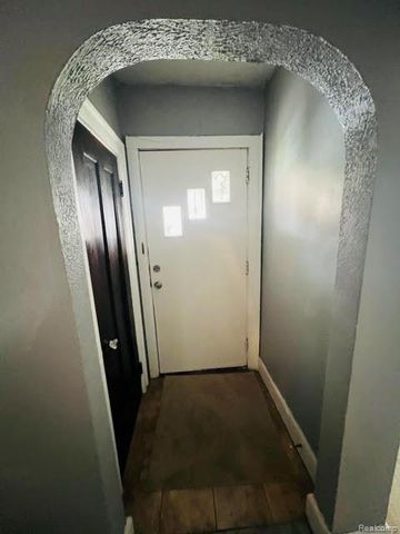 3260 Pasadena Street, Detroit, MI 48238