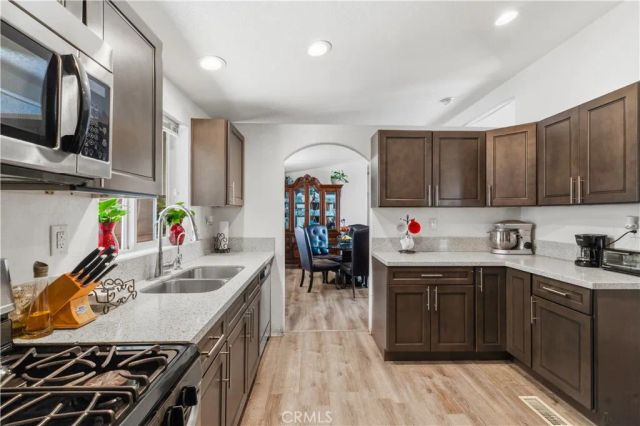 3701 Fillmore 122, Riverside, CA 92505