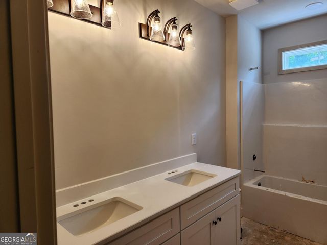 646 Shelnut Boulevard, Locust Grove, GA 30248