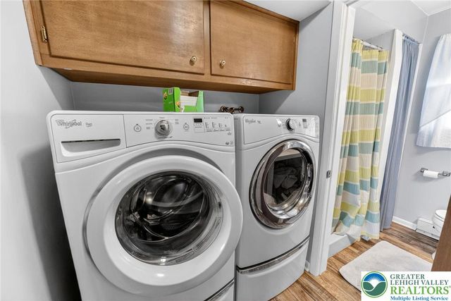 1873 Molinaro Drive, South Whitehall Twp, PA 18104