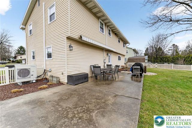 1873 Molinaro Drive, South Whitehall Twp, PA 18104