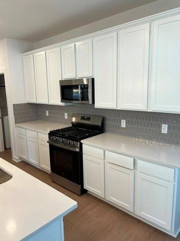 32523 Midsummer Drive, Fulshear, TX 77441