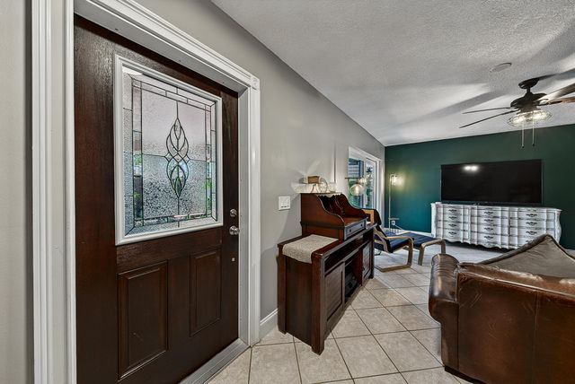 7693 Courtyard Run W, Boca Raton, FL 33433