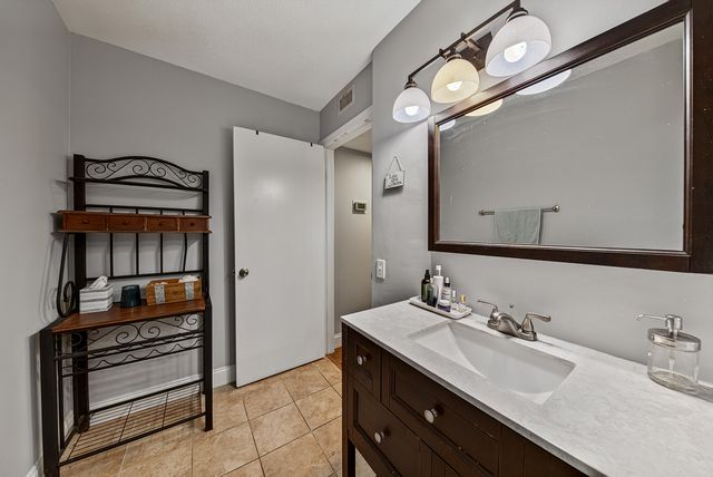 7693 Courtyard Run W, Boca Raton, FL 33433