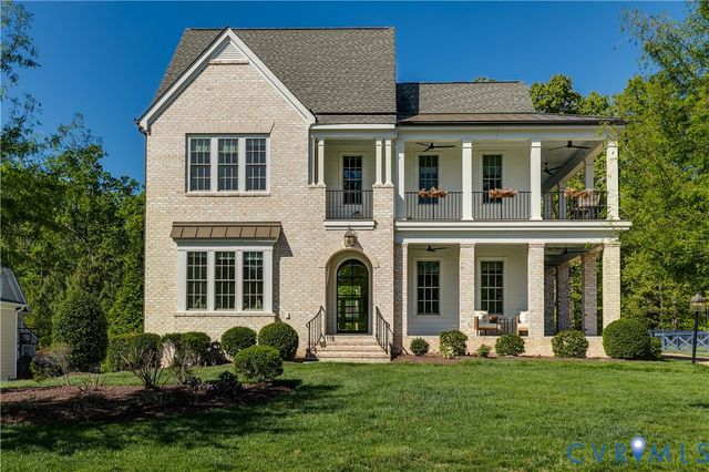 1712 Tulip Hill Dr, Midlothian, VA 23112