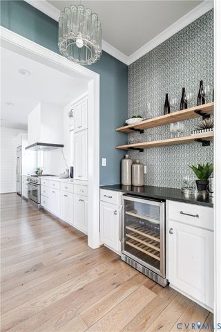 1712 Tulip Hill Dr, Midlothian, VA 23112