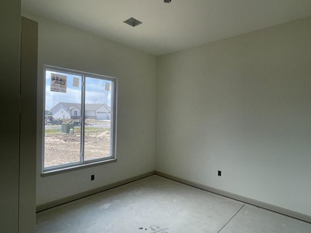 1980 E Limestone St, Andover, KS 67002