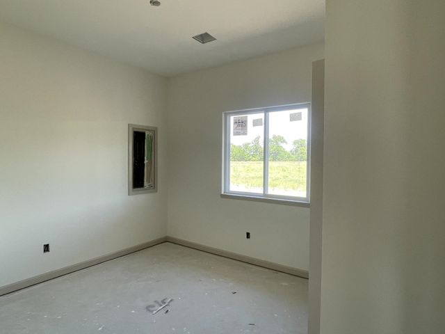 1980 E Limestone St, Andover, KS 67002