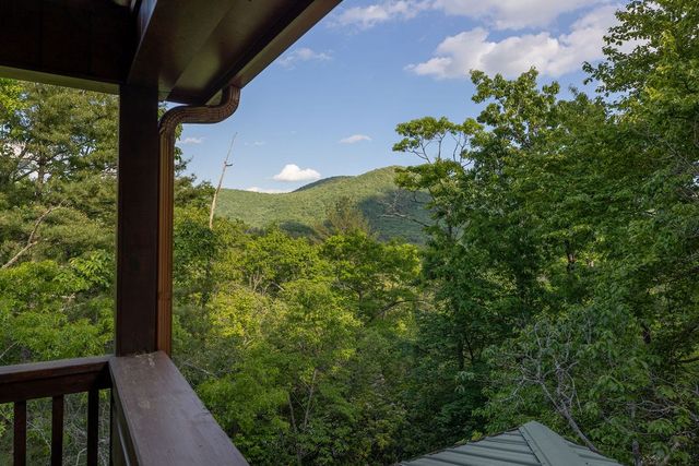 351 John Dick Overlook, Blue Ridge, GA 30513