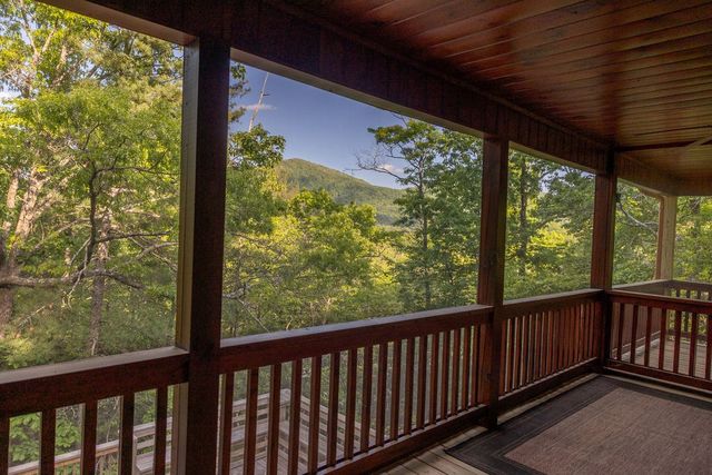 351 John Dick Overlook, Blue Ridge, GA 30513