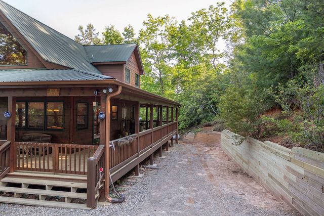 351 John Dick Overlook, Blue Ridge, GA 30513