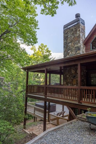 351 John Dick Overlook, Blue Ridge, GA 30513