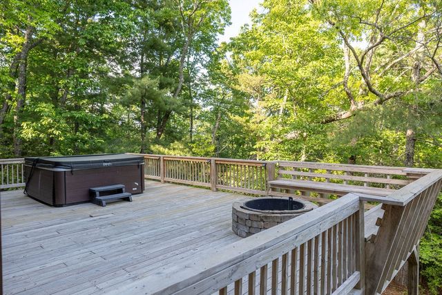 351 John Dick Overlook, Blue Ridge, GA 30513