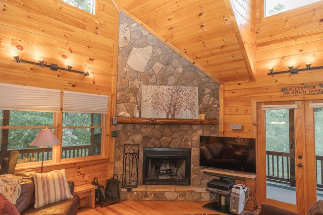 351 John Dick Overlook, Blue Ridge, GA 30513