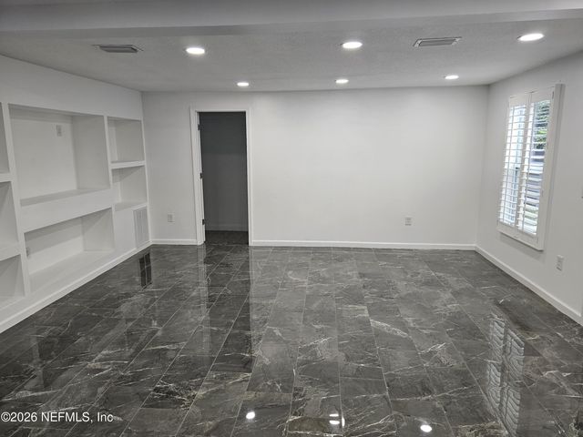 6651 PICKETTVILLE Road, Jacksonville, FL 32254